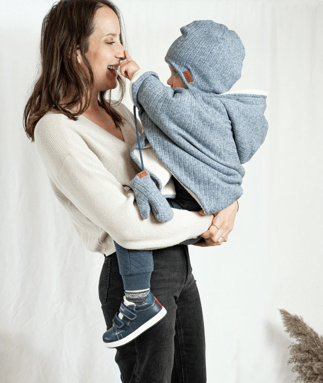 Poncho and accessories without pompom